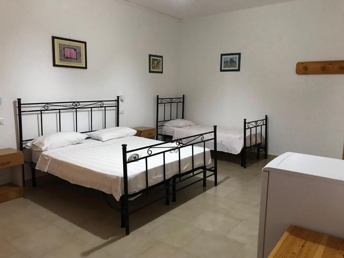 Albergo Europa Марина ди Манкаверза Екстериор снимка