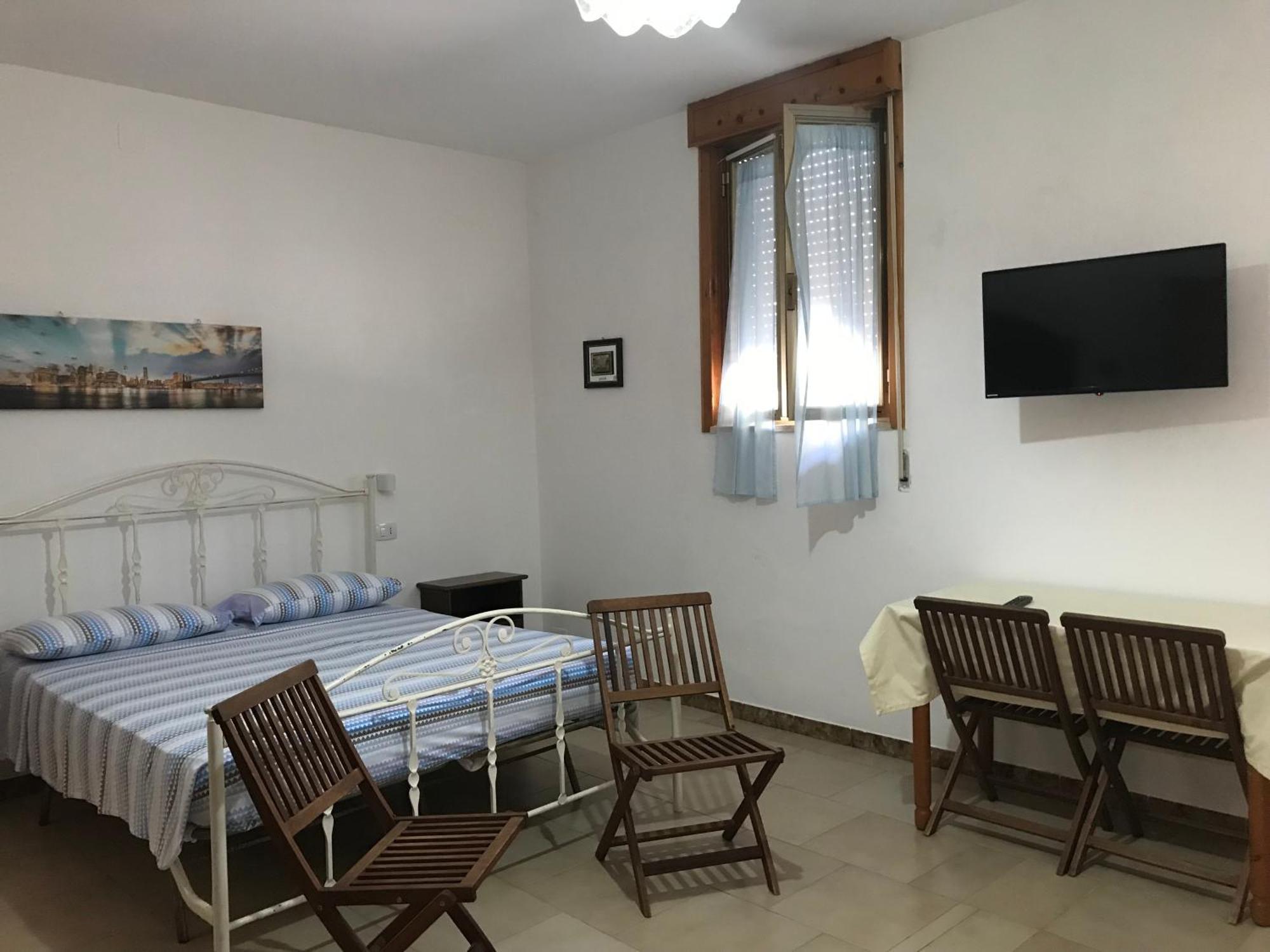 Albergo Europa Марина ди Манкаверза Екстериор снимка